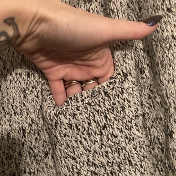 Apt.9 open front beautiful gray white and black blend cardigan - Picture 2 of 4